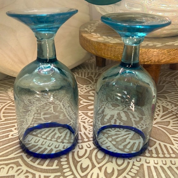 🌵🌵2 Vintage Hand Blown Mexican Goblet Glass - Picture 4 of 11